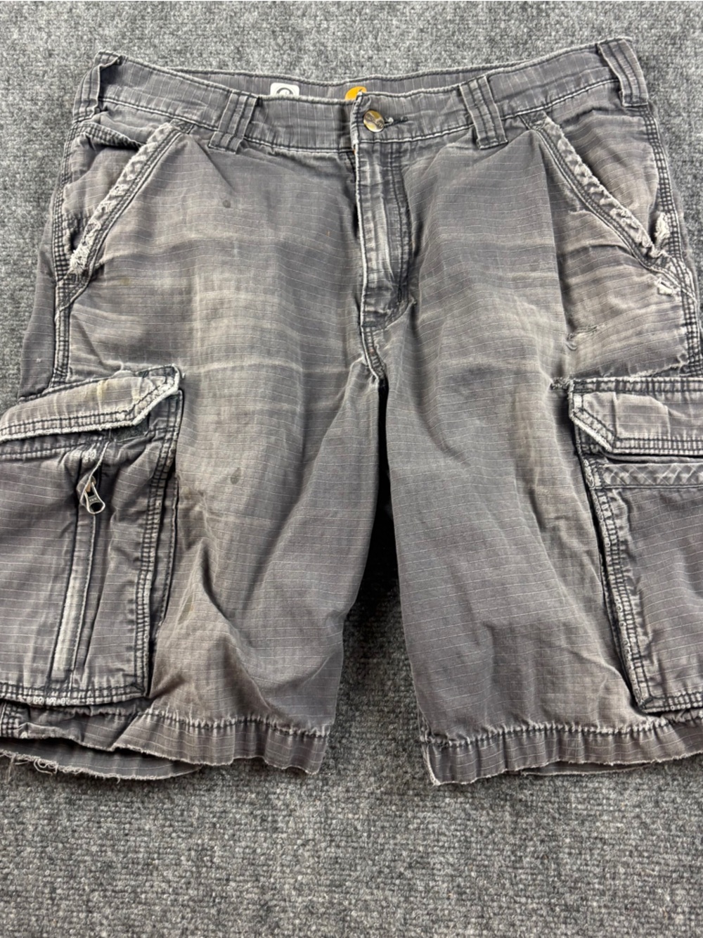 CARHARTT Men’s Grey Relaxed Fit Cargo Shorts Size: 32